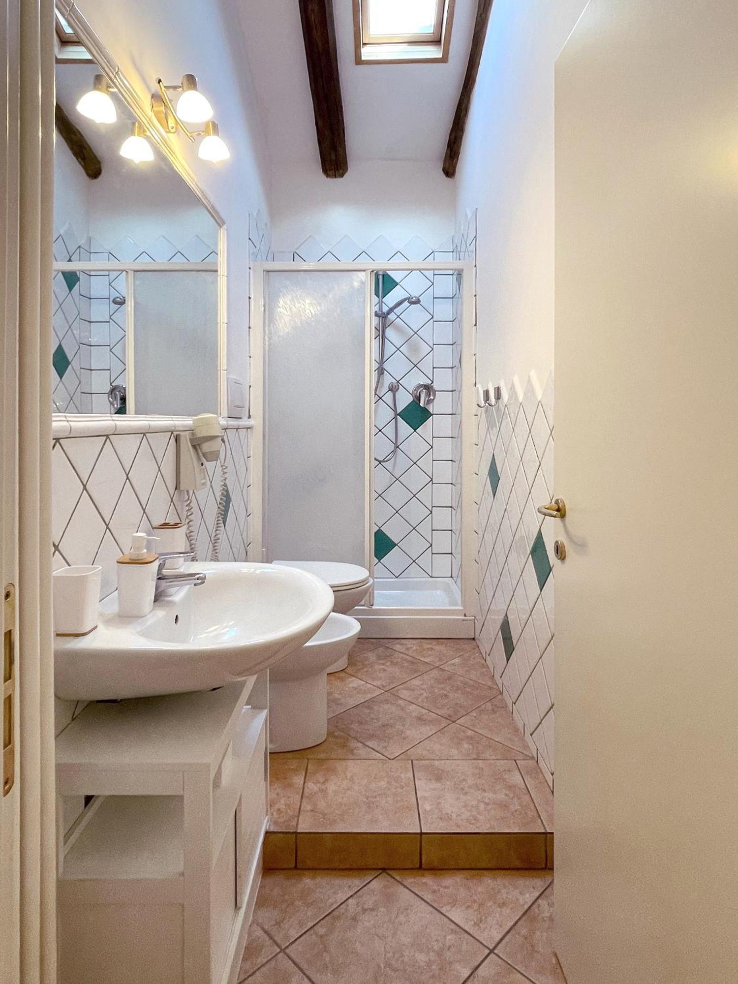 Int 4 - Suite Edoardo By Residence San Luca โบโลญญา ภายนอก รูปภาพ